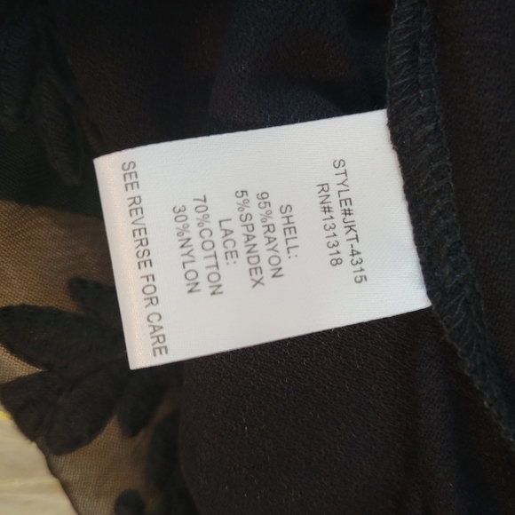 Pen‎ & Paper Black Crew Neck Lace Sleeve Top Size Large - Picture 8 of 8